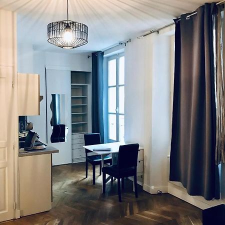 The Spot In The Center On Fontainebleau Apartamento Exterior foto